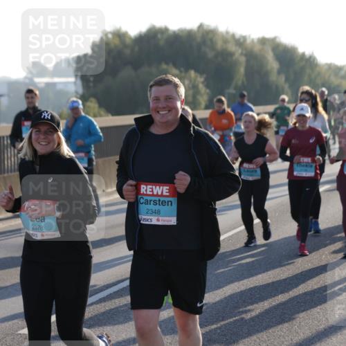 03.10.2025 - Köhlbrandbrückenlauf Jannik Wohlers http://msf.ph/oto/9064575 03.10.2025 09:25:28 Position 3 2378, 2348, 2725, 2121 meine-sportfotos.de