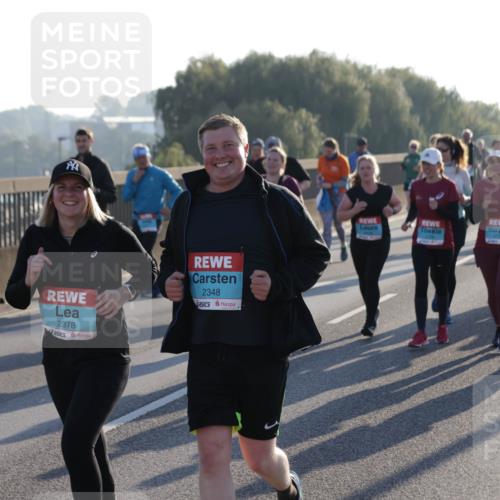 03.10.2025 - Köhlbrandbrückenlauf Jannik Wohlers http://msf.ph/oto/9064582 03.10.2025 09:25:28 Position 3 2378, 2348, 2727 meine-sportfotos.de