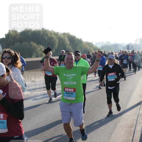 03.10.2025 - Köhlbrandbrückenlauf Jannik Wohlers http://msf.ph/oto/9064643 03.10.2025 09:25:32 Position 3 25, 6, 2727, 3588 meine-sportfotos.de