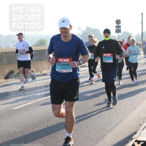03.10.2025 - Köhlbrandbrückenlauf Lena Gebhardt http://msf.ph/oto/9064787 03.10.2025 09:21:49 Position 1 79, 3653, 1833 meine-sportfotos.de