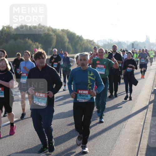 03.10.2025 - Köhlbrandbrückenlauf Jannik Wohlers http://msf.ph/oto/9064836 03.10.2025 09:25:43 Position 3 2504, 2763, 3437, 2272, 3438 meine-sportfotos.de