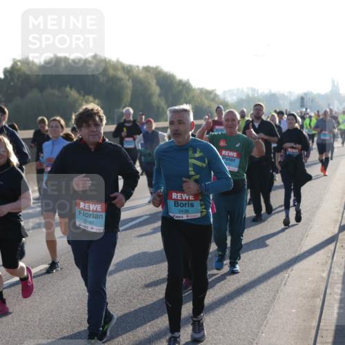 03.10.2025 - Köhlbrandbrückenlauf Jannik Wohlers http://msf.ph/oto/9064843 03.10.2025 09:25:43 Position 3 2504, 3437, 3438 meine-sportfotos.de