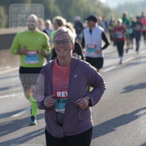 03.10.2025 - Köhlbrandbrückenlauf Jannik Wohlers http://msf.ph/oto/9064888 03.10.2025 09:25:48 Position 3 3 meine-sportfotos.de