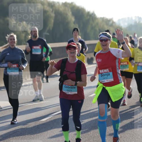 03.10.2025 - Köhlbrandbrückenlauf Jannik Wohlers http://msf.ph/oto/9065105 03.10.2025 09:26:05 Position 3 2159, 2443, 4, 3413, 2231, 3412, 2874 meine-sportfotos.de