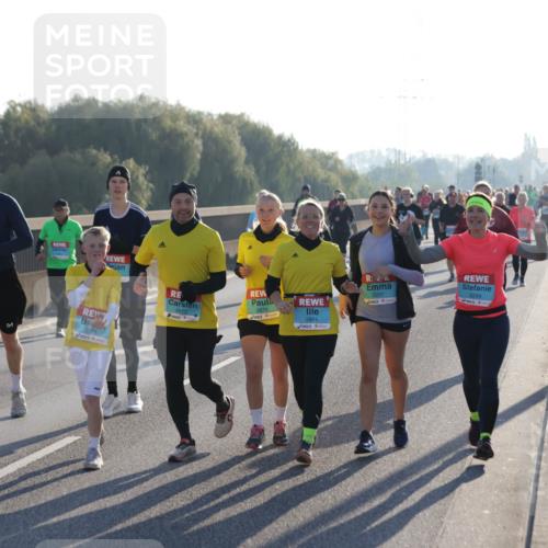 03.10.2025 - Köhlbrandbrückenlauf Jannik Wohlers http://msf.ph/oto/9065158 03.10.2025 09:26:07 Position 3 2299, 2297, 2872, 2875, 2874 meine-sportfotos.de