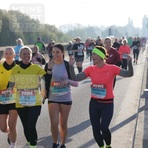 03.10.2025 - Köhlbrandbrückenlauf Jannik Wohlers http://msf.ph/oto/9065172 03.10.2025 09:26:08 Position 3 2875, 2874, 2297, 2299 meine-sportfotos.de