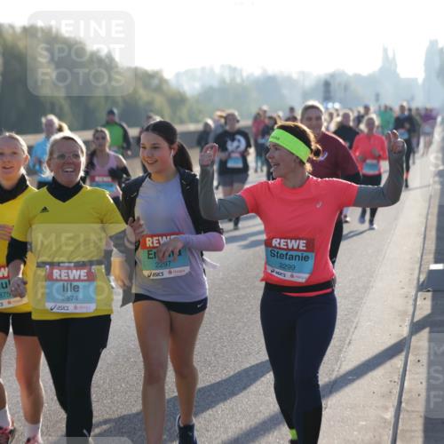 03.10.2025 - Köhlbrandbrückenlauf Jannik Wohlers http://msf.ph/oto/9065179 03.10.2025 09:26:08 Position 3 2875, 2874, 2297, 2299 meine-sportfotos.de