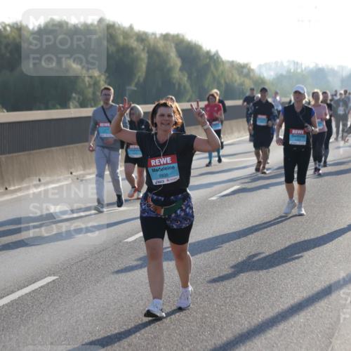 03.10.2025 - Köhlbrandbrückenlauf Jannik Wohlers http://msf.ph/oto/9065379 03.10.2025 09:26:20 Position 3 2936 meine-sportfotos.de