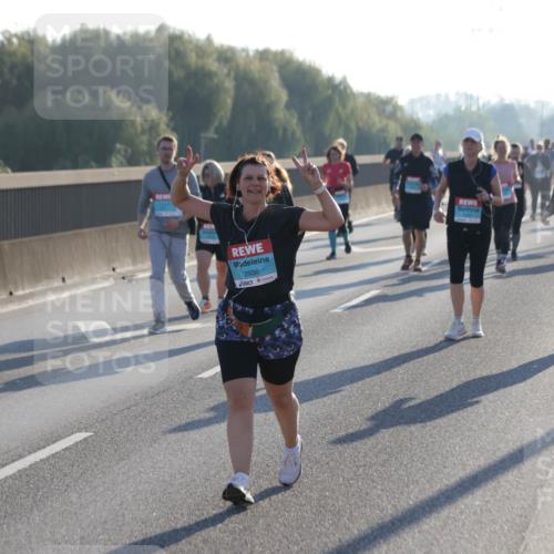 03.10.2025 - Köhlbrandbrückenlauf Jannik Wohlers http://msf.ph/oto/9065383 03.10.2025 09:26:20 Position 3 2936 meine-sportfotos.de