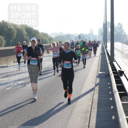 03.10.2025 - Köhlbrandbrückenlauf Jannik Wohlers http://msf.ph/oto/9065400 03.10.2025 09:26:22 Position 3 2553, 2550 meine-sportfotos.de