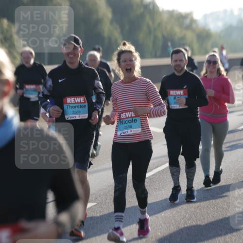 03.10.2025 - Köhlbrandbrückenlauf Jannik Wohlers http://msf.ph/oto/9065450 03.10.2025 09:26:25 Position 3 2569, 2568, 34 meine-sportfotos.de