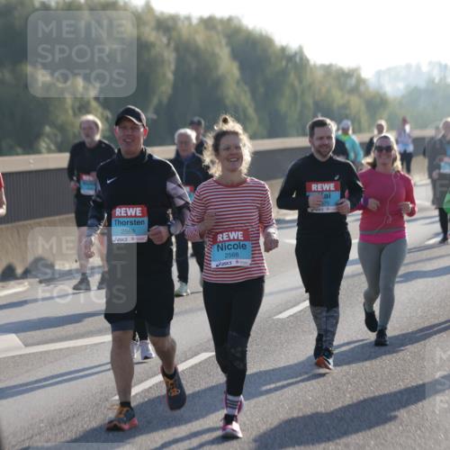 03.10.2025 - Köhlbrandbrückenlauf Jannik Wohlers http://msf.ph/oto/9065477 03.10.2025 09:26:26 Position 3 2569, 2568, 75 meine-sportfotos.de