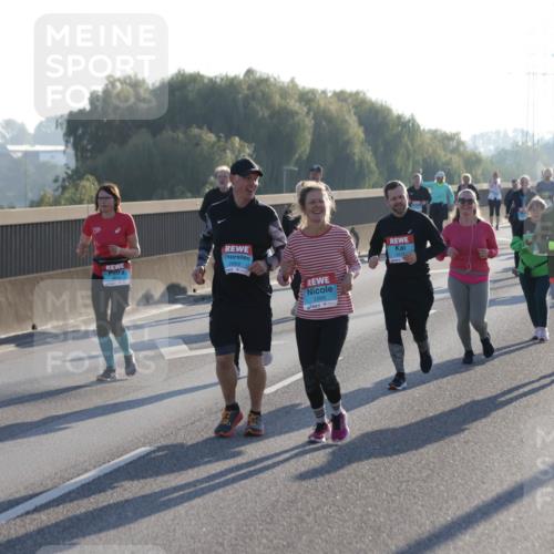 03.10.2025 - Köhlbrandbrückenlauf Jannik Wohlers http://msf.ph/oto/9065501 03.10.2025 09:26:26 Position 3 2569, 2568 meine-sportfotos.de