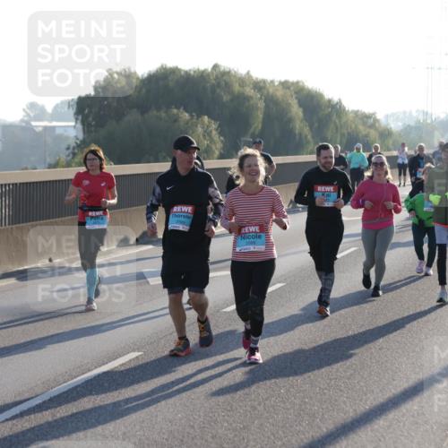 03.10.2025 - Köhlbrandbrückenlauf Jannik Wohlers http://msf.ph/oto/9065512 03.10.2025 09:26:26 Position 3 2569, 2568 meine-sportfotos.de