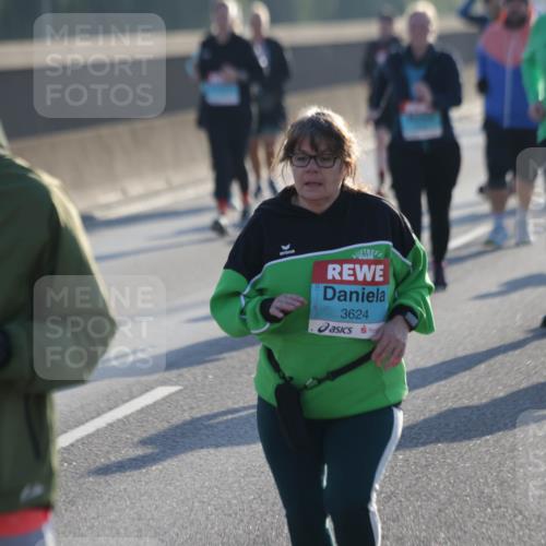 03.10.2025 - Köhlbrandbrückenlauf Jannik Wohlers http://msf.ph/oto/9065554 03.10.2025 09:26:30 Position 3 3624 meine-sportfotos.de