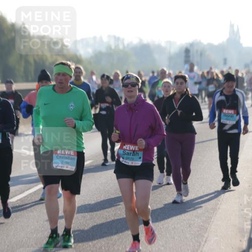 03.10.2025 - Köhlbrandbrückenlauf Jannik Wohlers http://msf.ph/oto/9065567 03.10.2025 09:26:33 Position 3 2428, 2839, 2479 meine-sportfotos.de