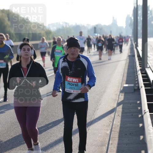03.10.2025 - Köhlbrandbrückenlauf Jannik Wohlers http://msf.ph/oto/9065602 03.10.2025 09:26:38 Position 3 2971 meine-sportfotos.de