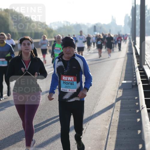 03.10.2025 - Köhlbrandbrückenlauf Jannik Wohlers http://msf.ph/oto/9065607 03.10.2025 09:26:38 Position 3 2971 meine-sportfotos.de