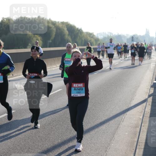 03.10.2025 - Köhlbrandbrückenlauf Jannik Wohlers http://msf.ph/oto/9065706 03.10.2025 09:26:41 Position 3 1887, 1982 meine-sportfotos.de