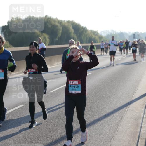 03.10.2025 - Köhlbrandbrückenlauf Jannik Wohlers http://msf.ph/oto/9065727 03.10.2025 09:26:41 Position 3 1887, 1982 meine-sportfotos.de
