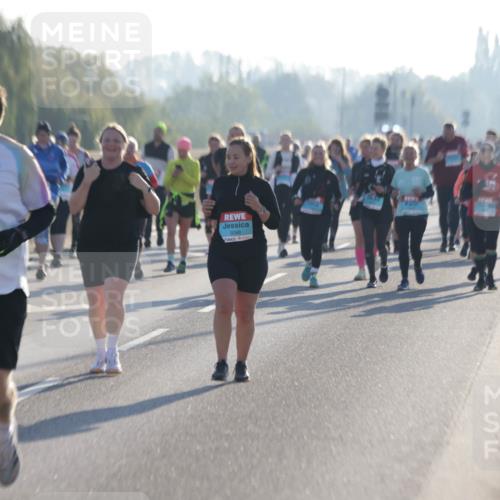 03.10.2025 - Köhlbrandbrückenlauf Jannik Wohlers http://msf.ph/oto/9065765 03.10.2025 09:26:47 Position 3 2619, 3098 meine-sportfotos.de