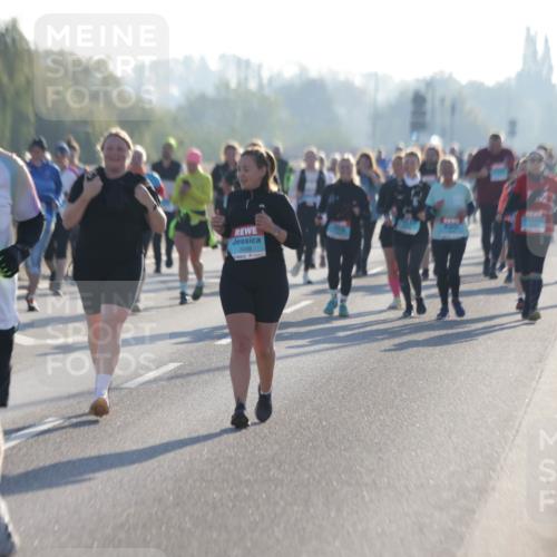 03.10.2025 - Köhlbrandbrückenlauf Jannik Wohlers http://msf.ph/oto/9065772 03.10.2025 09:26:48 Position 3 2619, 3098 meine-sportfotos.de