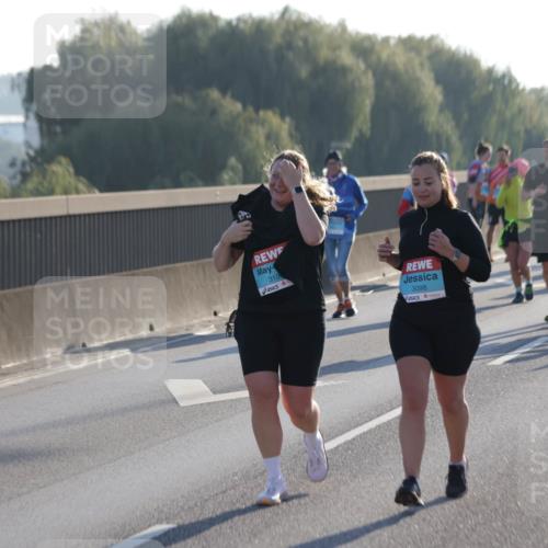 03.10.2025 - Köhlbrandbrückenlauf Jannik Wohlers http://msf.ph/oto/9065797 03.10.2025 09:26:53 Position 3 310, 3098 meine-sportfotos.de