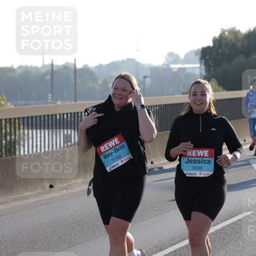 03.10.2025 - Köhlbrandbrückenlauf Jannik Wohlers http://msf.ph/oto/9065905 03.10.2025 09:26:55 Position 3 3100, 3098 meine-sportfotos.de