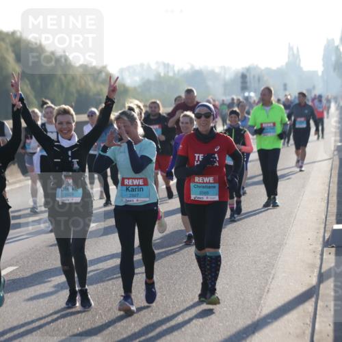 03.10.2025 - Köhlbrandbrückenlauf Jannik Wohlers http://msf.ph/oto/9065948 03.10.2025 09:26:58 Position 3 2926, 2928, 2927, 2565 meine-sportfotos.de