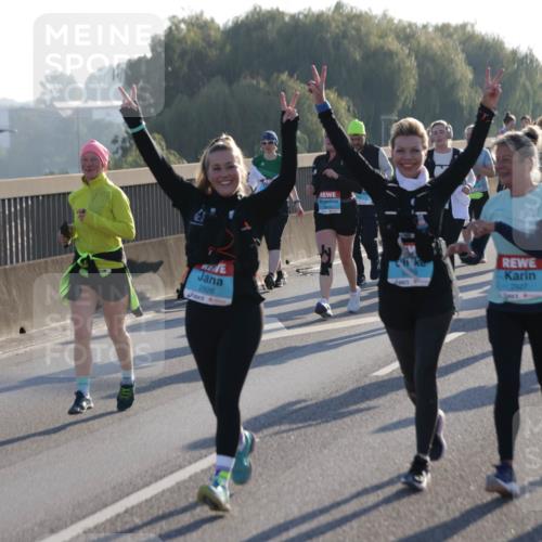 03.10.2025 - Köhlbrandbrückenlauf Jannik Wohlers http://msf.ph/oto/9066003 03.10.2025 09:27:00 Position 3 2926, 2927 meine-sportfotos.de