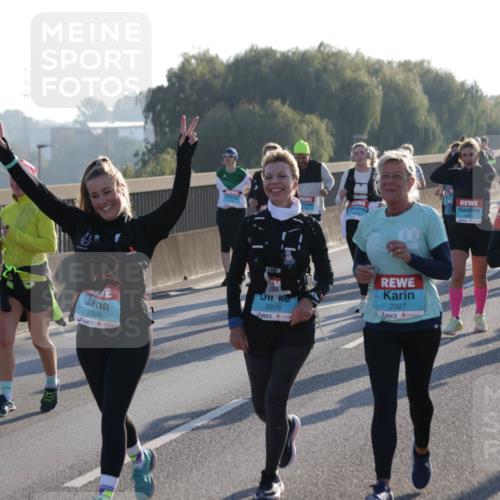 03.10.2025 - Köhlbrandbrückenlauf Jannik Wohlers http://msf.ph/oto/9066038 03.10.2025 09:27:01 Position 3 2926, 2928, 2927, 2565 meine-sportfotos.de