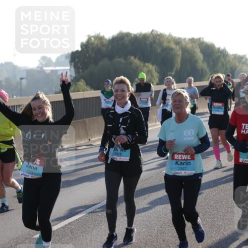 03.10.2025 - Köhlbrandbrückenlauf Jannik Wohlers http://msf.ph/oto/9066047 03.10.2025 09:27:01 Position 3 2926, 2565, 2928, 2927 meine-sportfotos.de