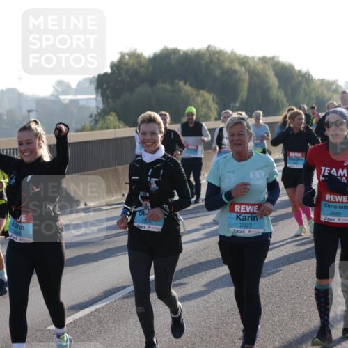 03.10.2025 - Köhlbrandbrückenlauf Jannik Wohlers http://msf.ph/oto/9066055 03.10.2025 09:27:01 Position 3 2926, 2928, 2927, 2565 meine-sportfotos.de