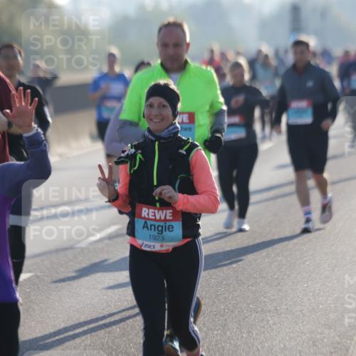 03.10.2025 - Köhlbrandbrückenlauf Jannik Wohlers http://msf.ph/oto/9066064 03.10.2025 09:27:03 Position 3 3094, 1923 meine-sportfotos.de