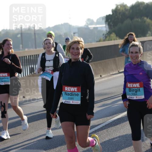 03.10.2025 - Köhlbrandbrückenlauf Jannik Wohlers http://msf.ph/oto/9066119 03.10.2025 09:27:05 Position 3 2860, 2859, 3095, 3094, 3349, 192 meine-sportfotos.de