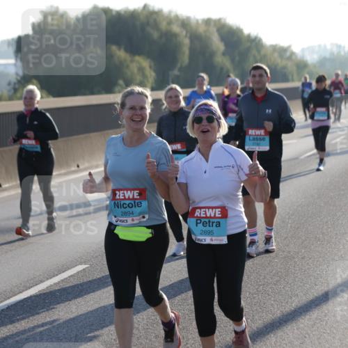03.10.2025 - Köhlbrandbrückenlauf Jannik Wohlers http://msf.ph/oto/9066209 03.10.2025 09:27:09 Position 3 2894, 2895, 2182 meine-sportfotos.de