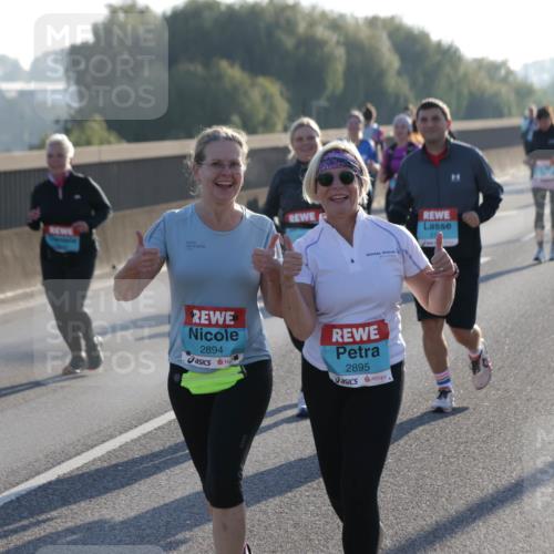 03.10.2025 - Köhlbrandbrückenlauf Jannik Wohlers http://msf.ph/oto/9066223 03.10.2025 09:27:10 Position 3 2894, 2895 meine-sportfotos.de