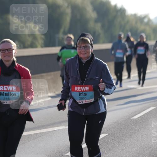03.10.2025 - Köhlbrandbrückenlauf Jannik Wohlers http://msf.ph/oto/9066445 03.10.2025 09:27:27 Position 3 2452, 2665 meine-sportfotos.de