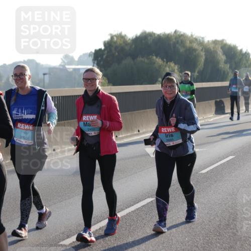 03.10.2025 - Köhlbrandbrückenlauf Jannik Wohlers http://msf.ph/oto/9066471 03.10.2025 09:27:28 Position 3 2620, 3805, 2452, 2665 meine-sportfotos.de