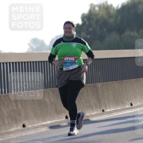 03.10.2025 - Köhlbrandbrückenlauf Jannik Wohlers http://msf.ph/oto/9066487 03.10.2025 09:27:32 Position 3 3623 meine-sportfotos.de