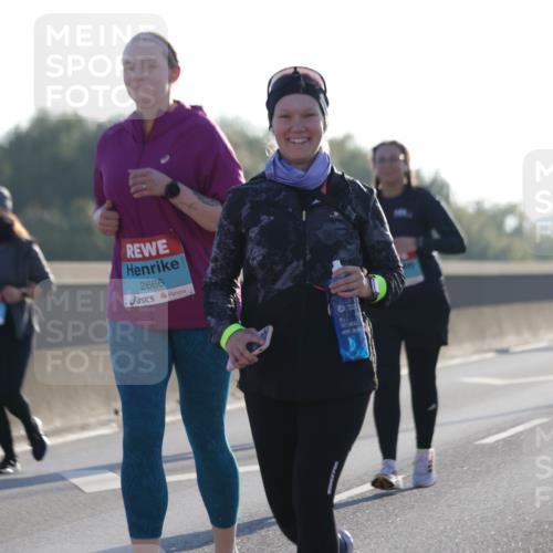 03.10.2025 - Köhlbrandbrückenlauf Jannik Wohlers http://msf.ph/oto/9066551 03.10.2025 09:27:37 Position 3 2666 meine-sportfotos.de