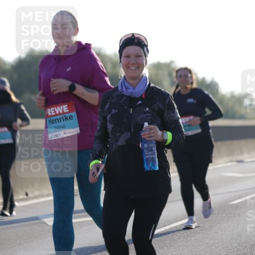 03.10.2025 - Köhlbrandbrückenlauf Jannik Wohlers http://msf.ph/oto/9066557 03.10.2025 09:27:37 Position 3 2666 meine-sportfotos.de