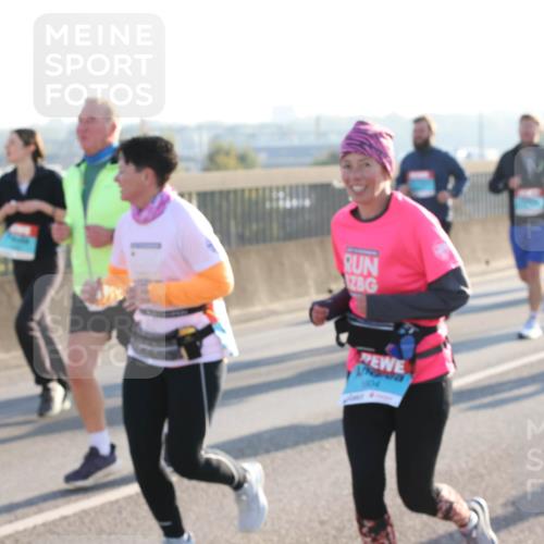 03.10.2025 - Köhlbrandbrückenlauf Lena Gebhardt http://msf.ph/oto/9066587 03.10.2025 09:23:13 Position 1  meine-sportfotos.de