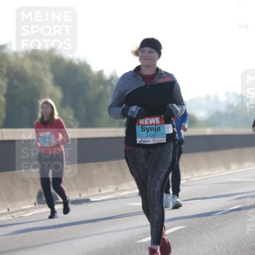 03.10.2025 - Köhlbrandbrückenlauf Jannik Wohlers http://msf.ph/oto/9066652 03.10.2025 09:27:47 Position 3 2426 meine-sportfotos.de
