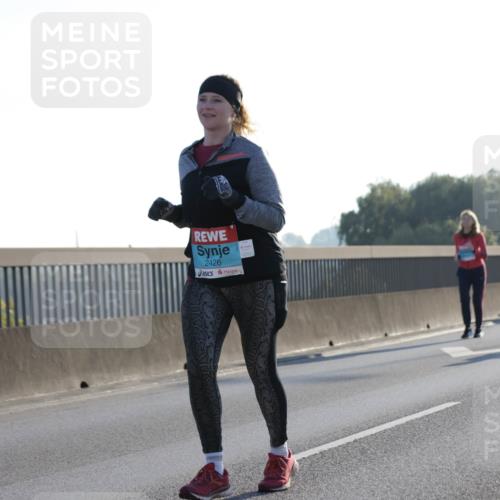 03.10.2025 - Köhlbrandbrückenlauf Jannik Wohlers http://msf.ph/oto/9066666 03.10.2025 09:27:51 Position 3 2426 meine-sportfotos.de
