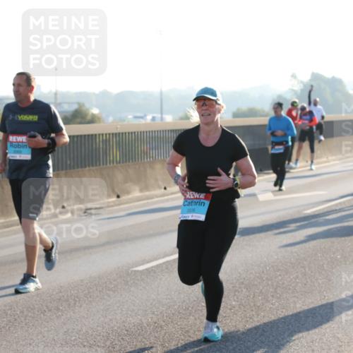 03.10.2025 - Köhlbrandbrückenlauf Lena Gebhardt http://msf.ph/oto/9066708 03.10.2025 09:23:16 Position 1 2006 meine-sportfotos.de