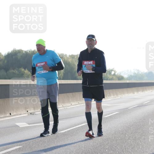 03.10.2025 - Köhlbrandbrückenlauf Jannik Wohlers http://msf.ph/oto/9066724 03.10.2025 09:28:00 Position 3 2647 meine-sportfotos.de