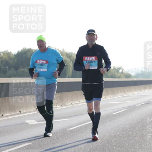 03.10.2025 - Köhlbrandbrückenlauf Jannik Wohlers http://msf.ph/oto/9066746 03.10.2025 09:28:00 Position 3 2647, 664 meine-sportfotos.de