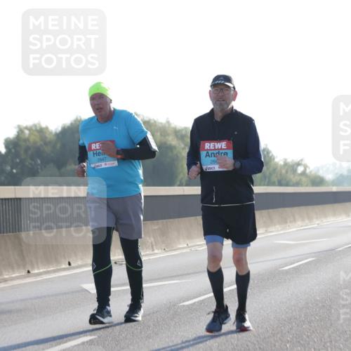 03.10.2025 - Köhlbrandbrückenlauf Jannik Wohlers http://msf.ph/oto/9066752 03.10.2025 09:28:00 Position 3 2647, 266 meine-sportfotos.de