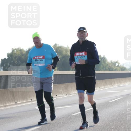03.10.2025 - Köhlbrandbrückenlauf Jannik Wohlers http://msf.ph/oto/9066764 03.10.2025 09:28:00 Position 3 2647 meine-sportfotos.de